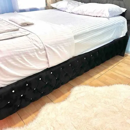 Istanbulun Merkezinde,sik,bueyuek 2+1 Istambul