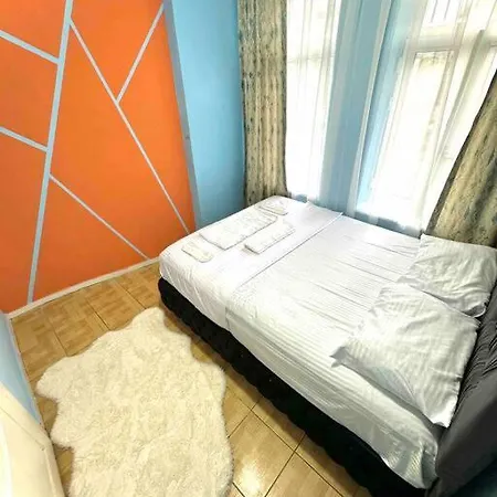 Istanbulun Merkezinde,sik,bueyuek 2+1 Appartement Istambul
