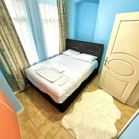Istanbulun Merkezinde,sik,bueyuek 2+1 Appartement Istambul